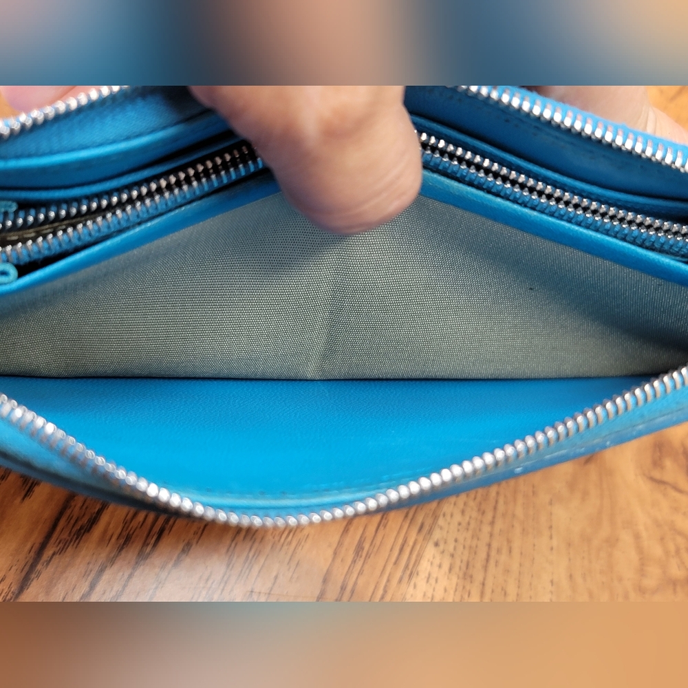 Celine Blue Leather Zippy Wallet - Picture 8 of 11